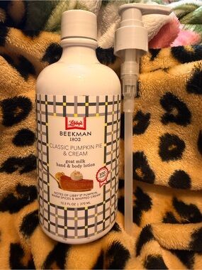 Beekman 1802 classic pumpkin pie and cream body lotion